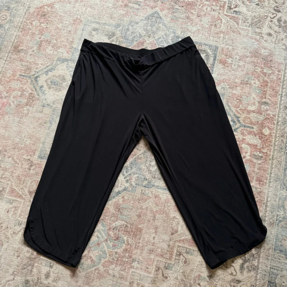 Black Pull On Black Stretch Cropped Trouser Pockets Dennis Basso XLP - Picture 9 of 12